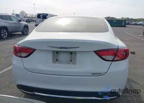 2015 Chrysler 200 Limited из США, поврежденный, VIN 1C3CCCAB5FN570775